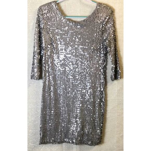 NWT BLAQUE LABEL Silver Gray Sequin Low Back Dress sz Large - Picture 3 of 10
